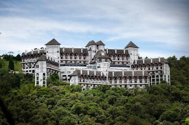 Apartamento Duplex de luxo em Campos do Jordão