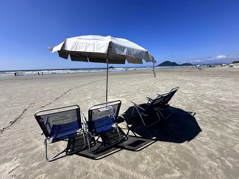 Apartment right on the sand in Riviera de São Lourenço