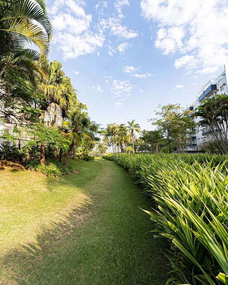 Apartamento pé na areia em Riviera de São Lourenço