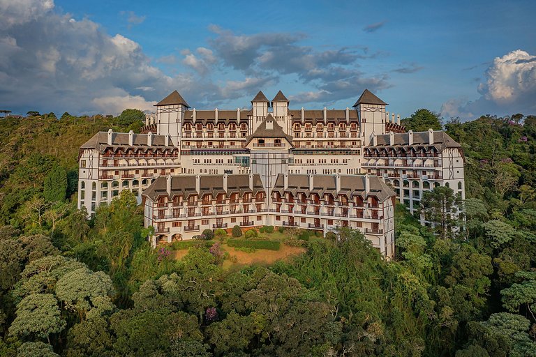 Beautiful Duplex in Campos do Jordão