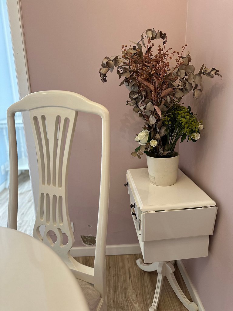 Pink apartment in Castelo for Family