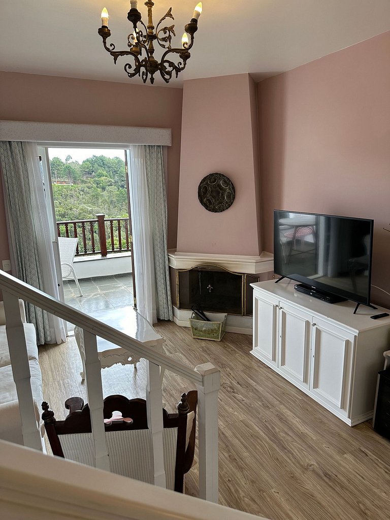 Pink apartment in Castelo for Family