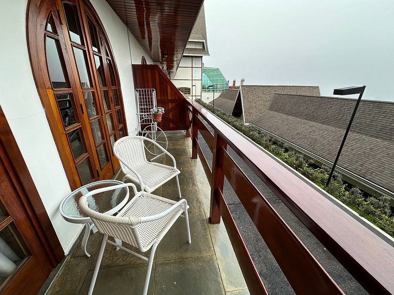 QUATRE SAISONS RESIDENCE