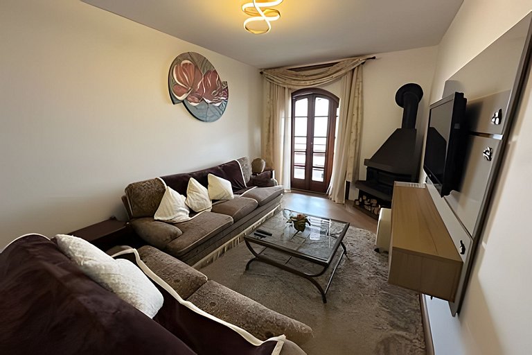QUATRE SAISONS RESIDENCE