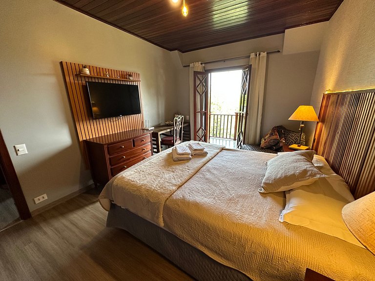 Flat com Lareira e Banheira | Home Green Home - Campos