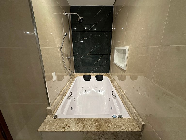 Flat com Lareira e Banheira | Home Green Home - Campos