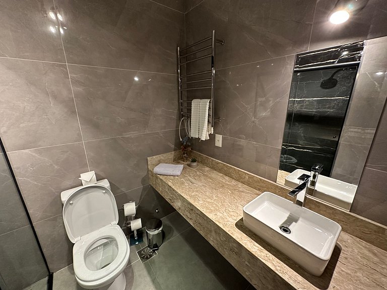 Flat com Lareira e Banheira | Home Green Home - Campos