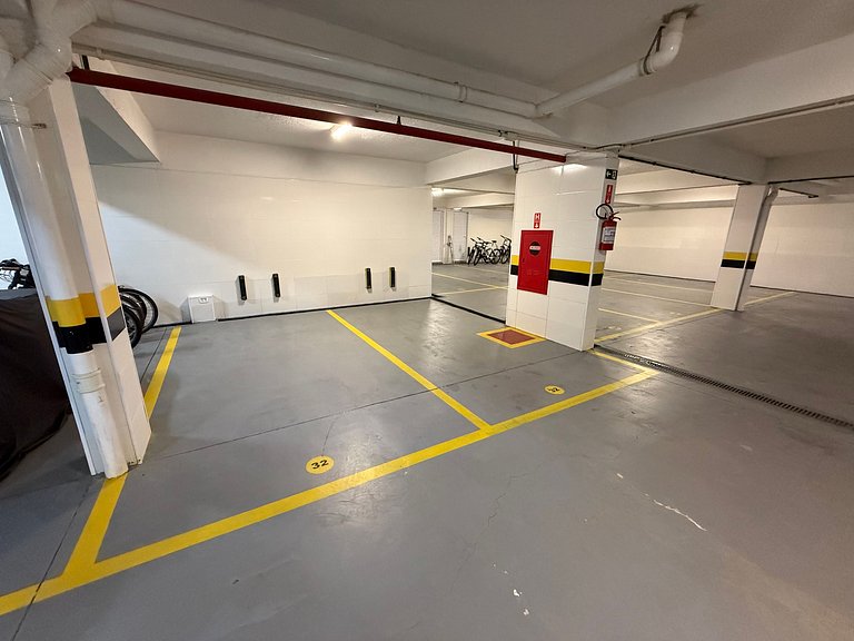Ap com Piscina e Churrasqueira Privativa