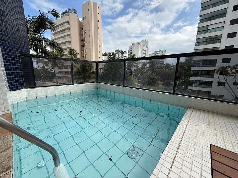 Ap com Piscina e Churrasqueira Privativa