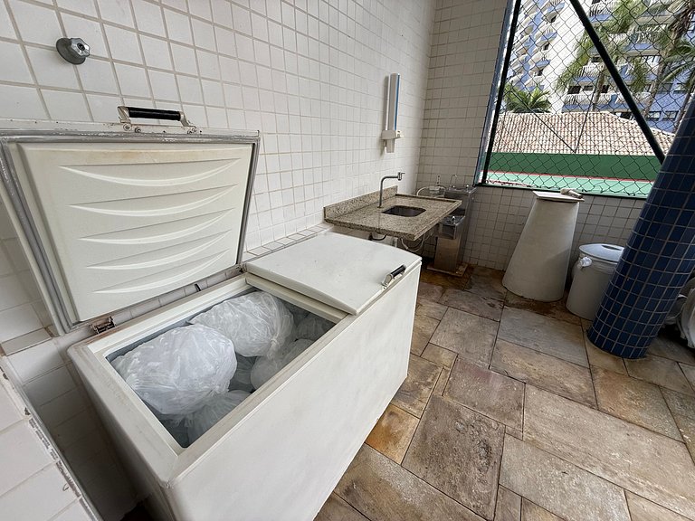 Cobertura com Piscina Privativa e Vista Mar
