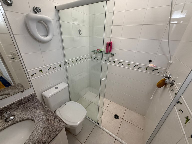 Cobertura com Piscina Privativa e Vista Mar