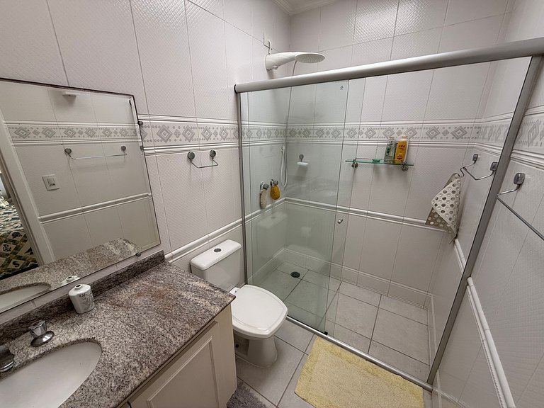 Cobertura com Piscina Privativa e Vista Mar