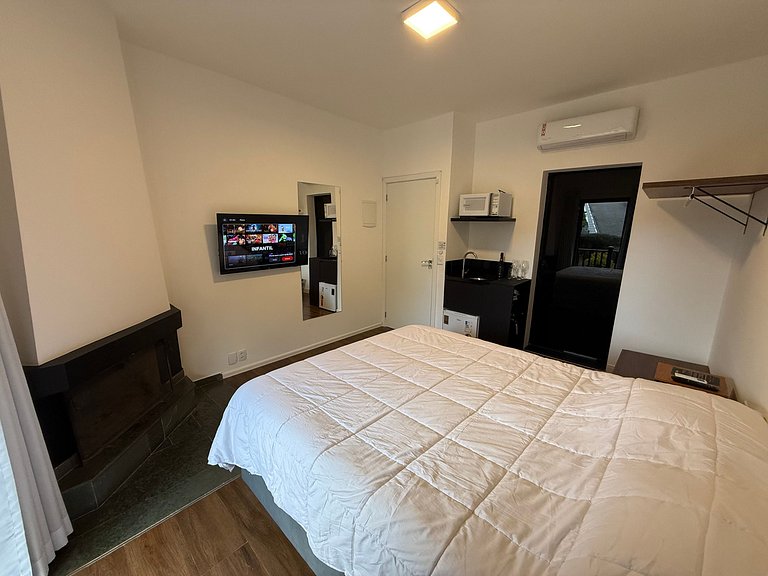 Suite com Ar-condicionado Quente e Frio