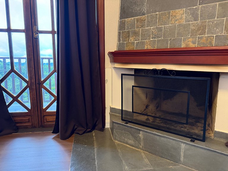 Flat reformado com cozinha no Home Green Home