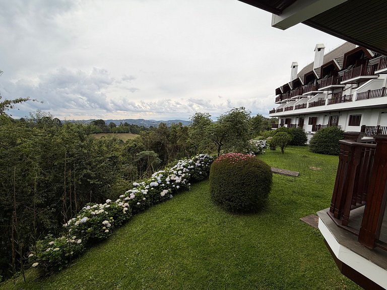 Flat Castillo Home Green Home