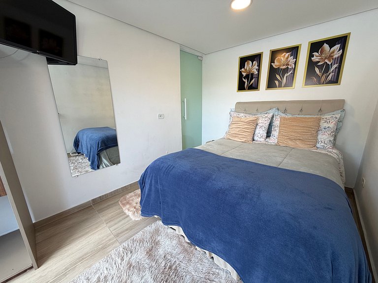 Cozy Suite with Private Kitchen