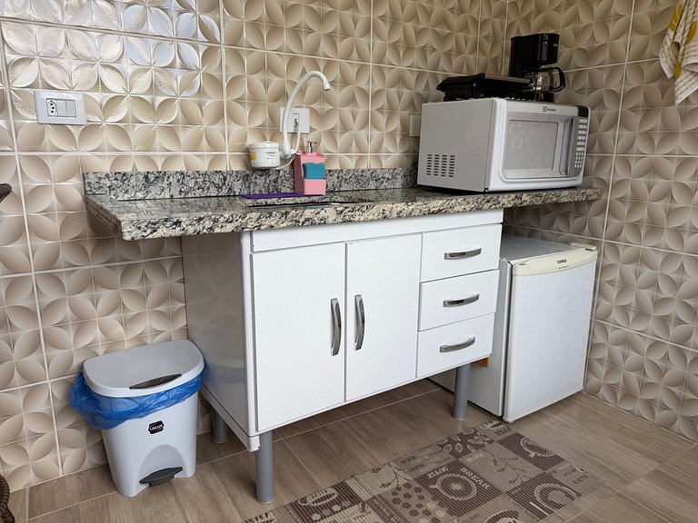 Cozy Suite with Private Kitchen