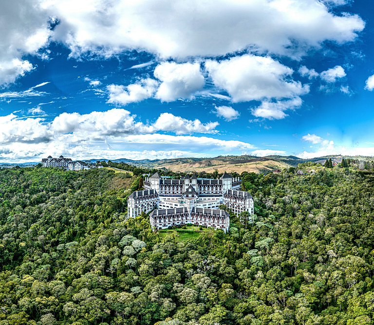 Apê Rosa no Castelo para Família