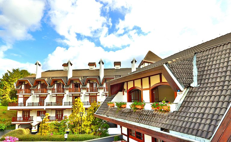 Pink apartment in Castelo for Family