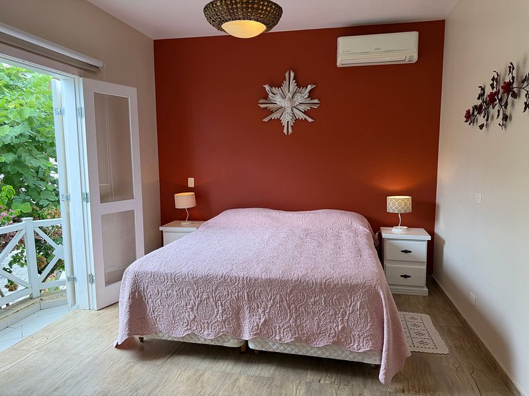 Casa completa em Juquehy com Serviço de praia