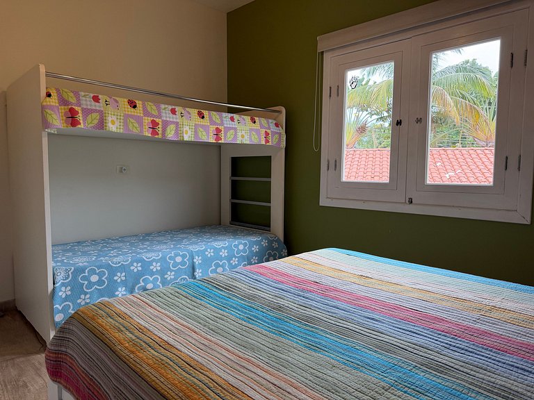 Casa completa em Juquehy com Serviço de praia