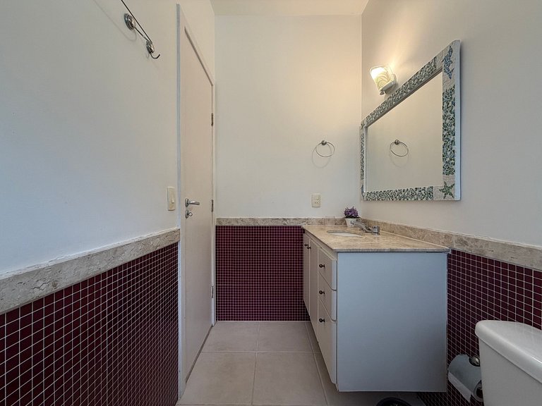 Casa completa em Juquehy com Serviço de praia