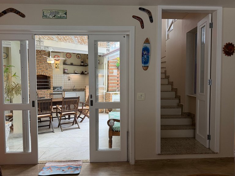 Casa completa em Juquehy com Serviço de praia