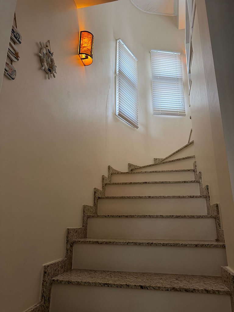 Complete house in Juquehy with beach service.