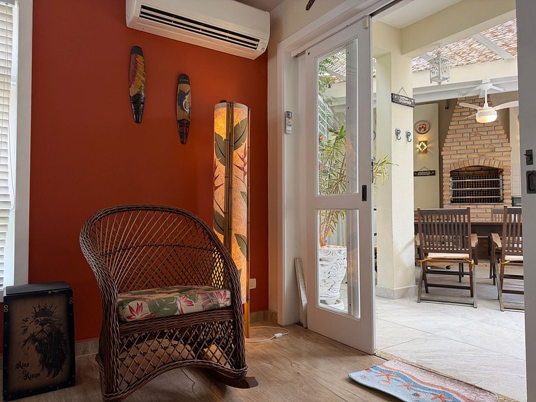 Complete house in Juquehy with beach service.