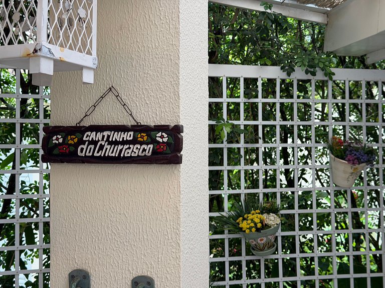 Complete house in Juquehy with beach service.