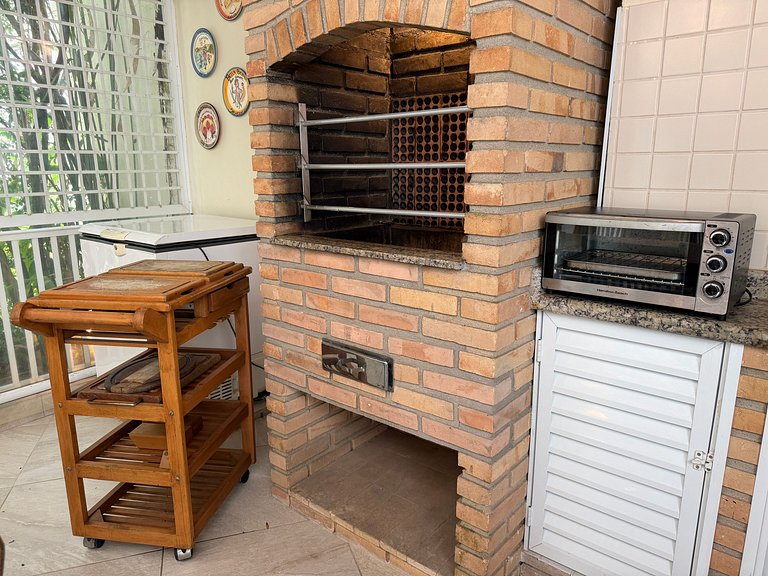 Casa completa em Juquehy com Serviço de praia