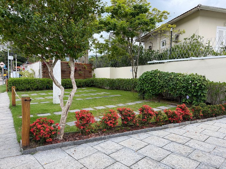 Casa completa em Juquehy com Serviço de praia