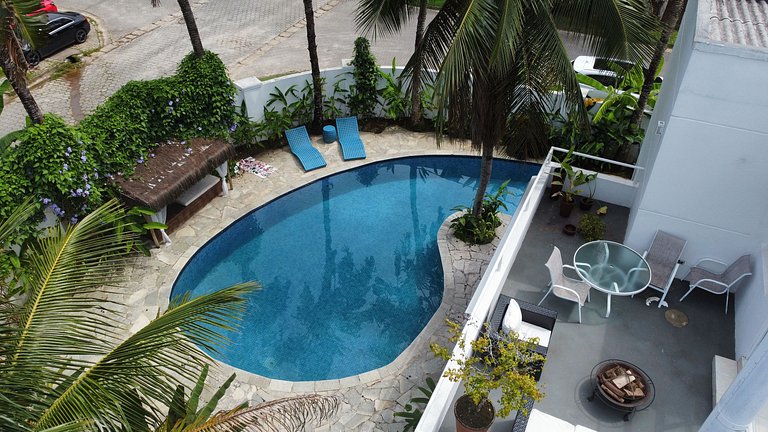 Casa com 5 quartos / Saúna e Piscina Privativa