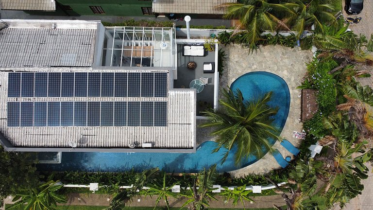 Casa com 5 quartos / Saúna e Piscina Privativa