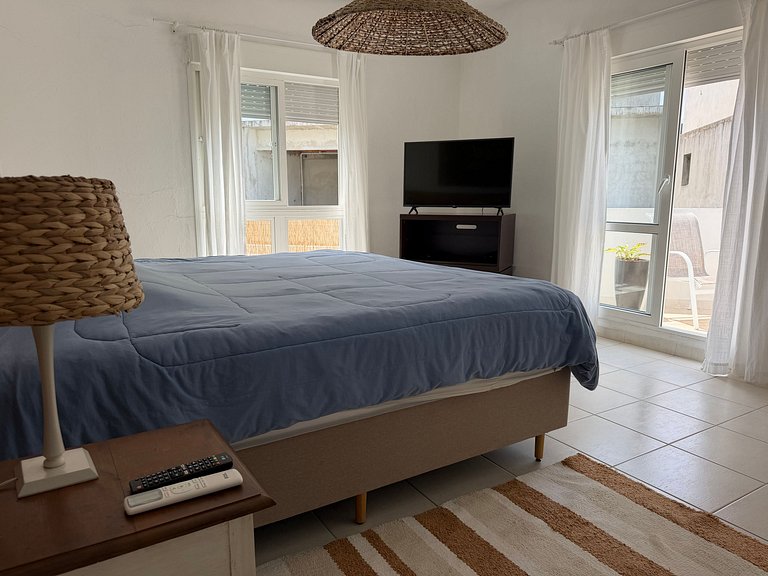 Casa com 5 quartos / Saúna e Piscina Privativa