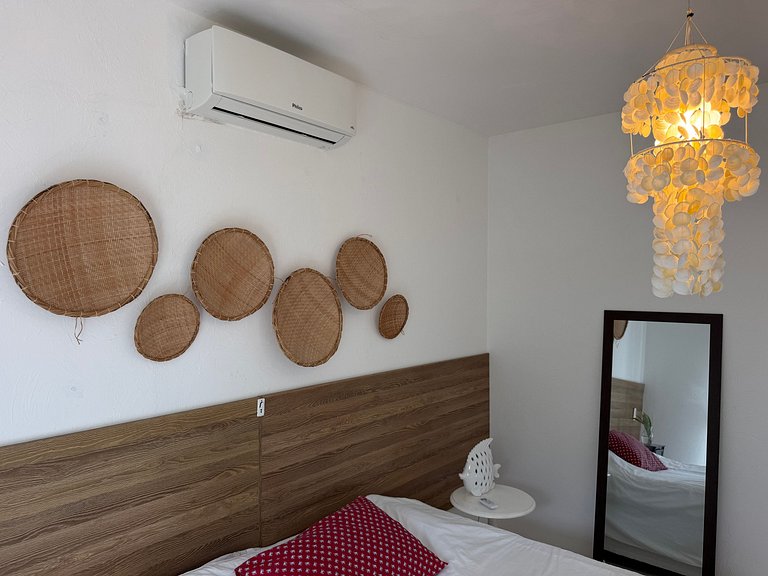 Casa com 5 quartos / Saúna e Piscina Privativa