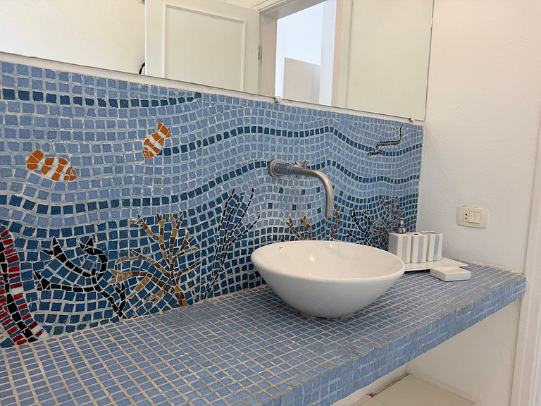 Casa com 5 quartos / Saúna e Piscina Privativa