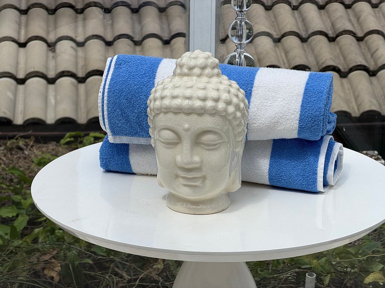 House with 5 bedrooms, sauna, and private pool