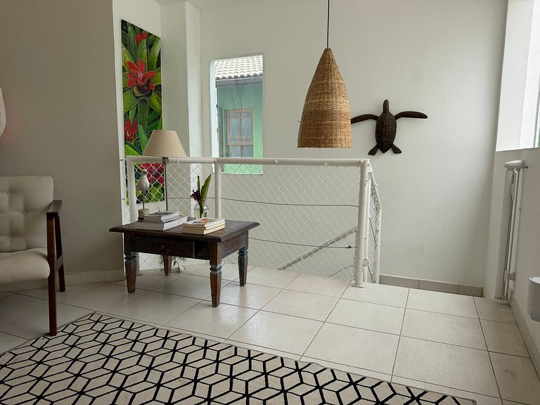 Casa com 5 quartos / Saúna e Piscina Privativa