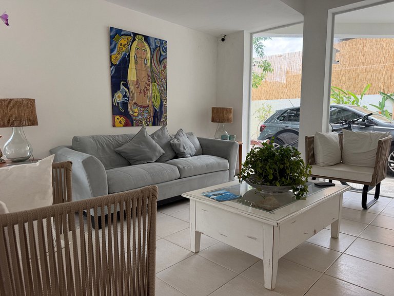 Casa com 5 quartos / Saúna e Piscina Privativa