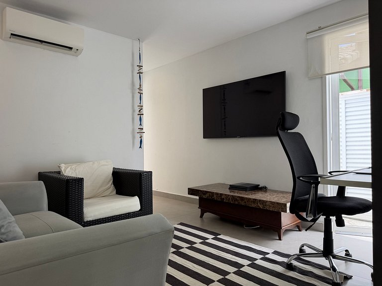 House with 5 bedrooms, sauna, and private pool