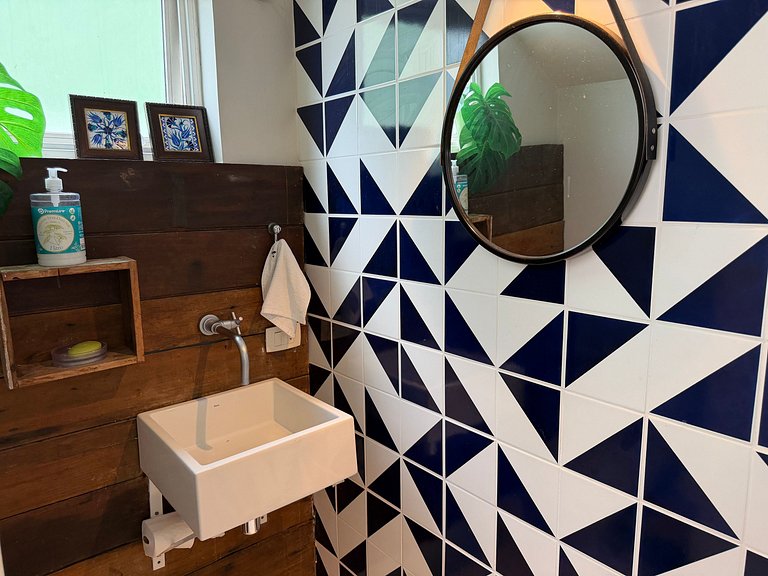 Casa com 5 quartos / Saúna e Piscina Privativa