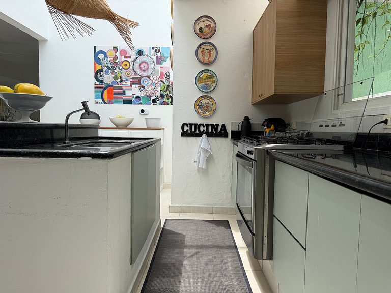 Casa com 5 quartos / Saúna e Piscina Privativa