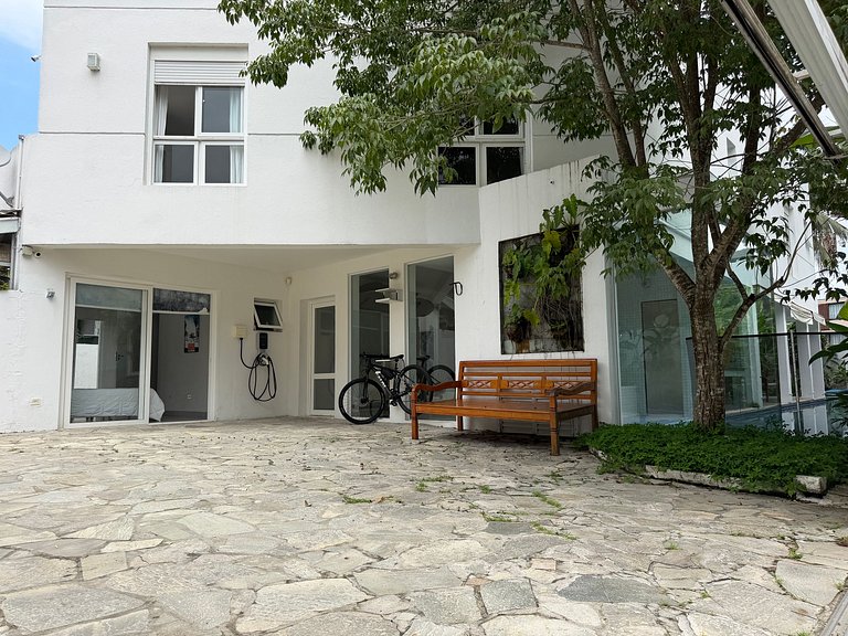 House with 5 bedrooms, sauna, and private pool