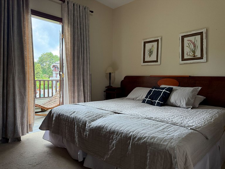 Spacious Duplex at Home Green Home