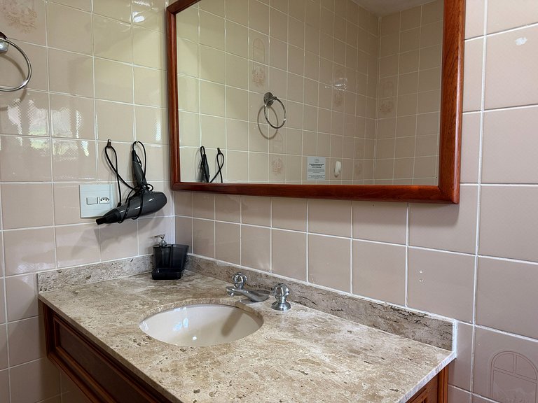 Spacious Duplex at Home Green Home