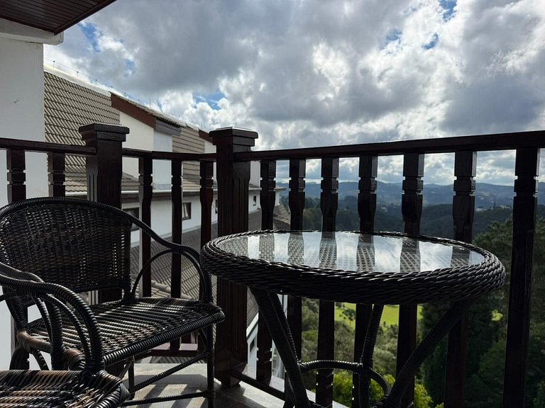 Flat com Lareira e Vista Pôr do Sol