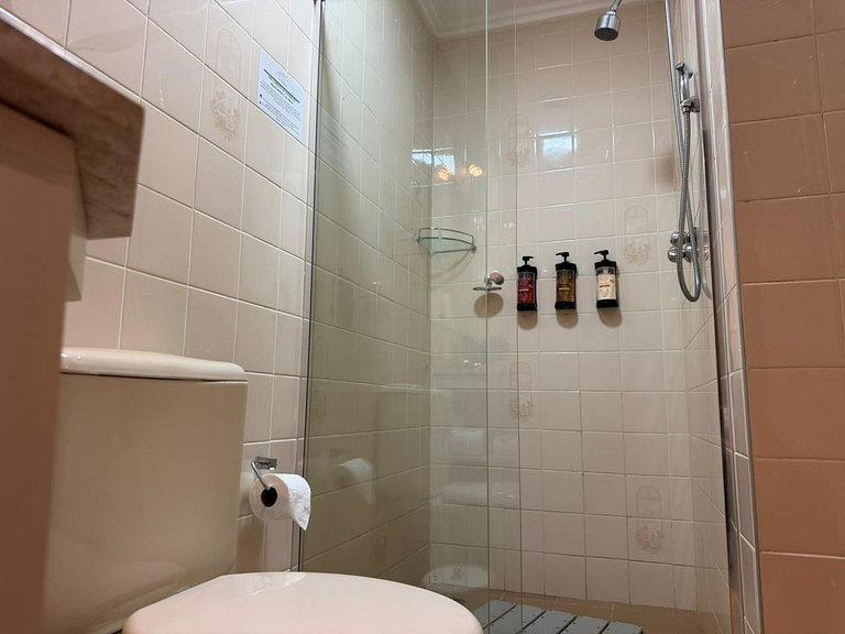 Flat com Lareira e Vista Pôr do Sol