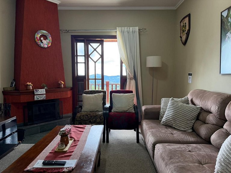 Apartamento com lareira y vista al atardecer