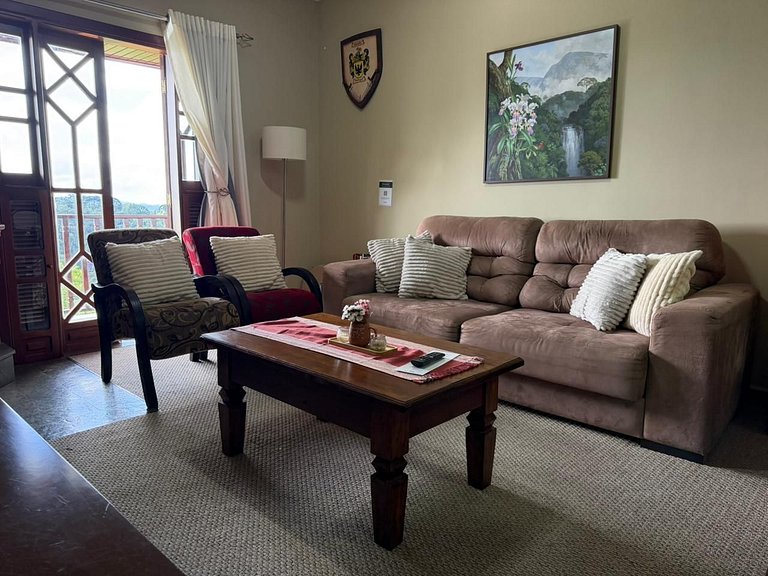 Flat com Lareira e Vista Pôr do Sol